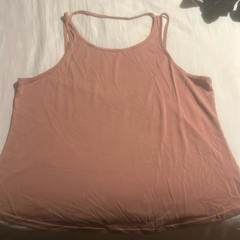 tank top peach color